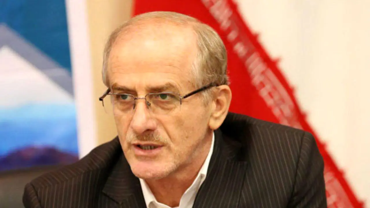 امکانات و وسایل نقلیه زائران اربعین در مرز را باید فراهم کنیم